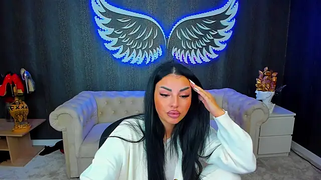 anemarieejolie online show from 10.05.25