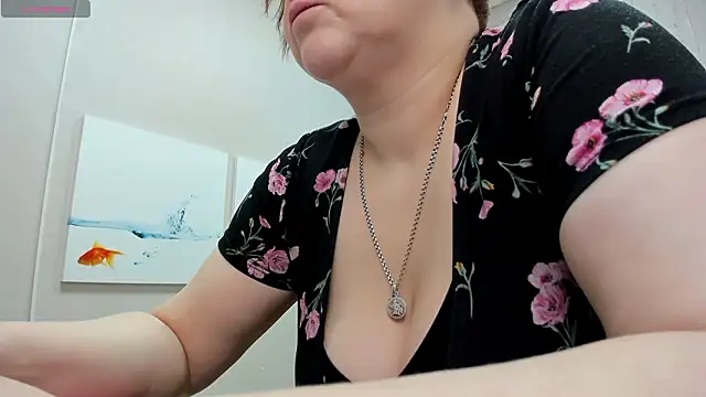 Snapshot of Dolorys chatting on 01.18.26 Dolorys online show from 01.18.26