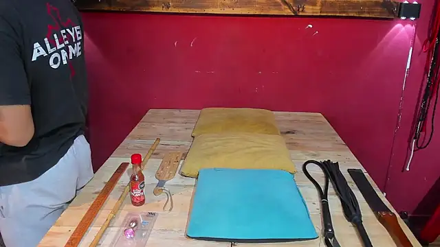 Snapshot of BDSM_Vantablack_ chatting on 03.21.26 BDSM Vantablack online show from 03.21.26