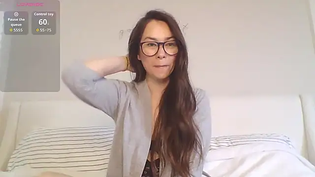 mixedasiangirl online show from 05.08.26