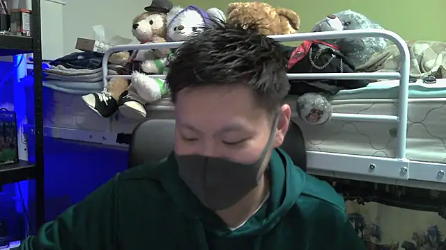 Snapshot of Owl1216 chatting on 12.30.24 Owl1216 online show from 12.30.24