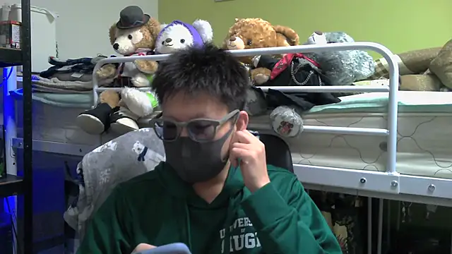 Snapshot of Owl1216 chatting on 01.12.25 Owl1216 online show from 01.12.25