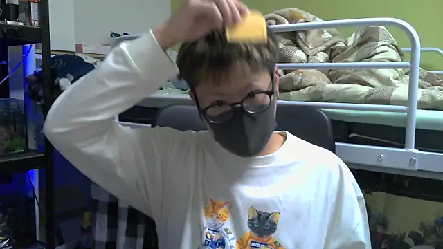 Snapshot of Owl1216 chatting on 03.01.25 Owl1216 online show from 03.01.25