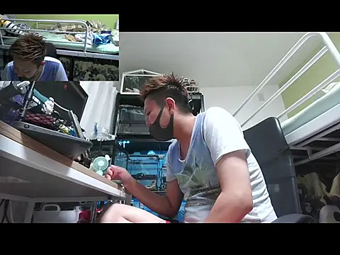 Snapshot of Owl1216 chatting on 09.13.25 Owl1216 online show from 09.13.25