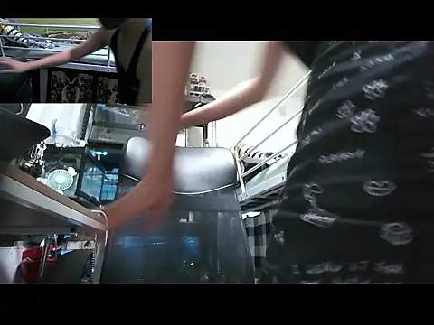 Snapshot of Owl1216 chatting on 09.14.25 Owl1216 online show from 09.14.25