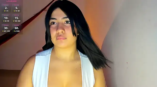Snapshot of Alice_sunce chatting on 01.04.25 Alice sunce online show from 01.04.25