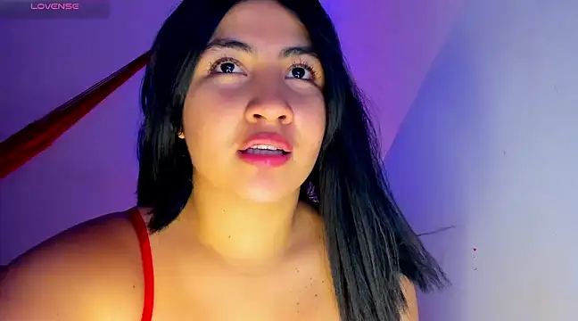 Snapshot of Alice_sunce chatting on 02.05.25 Alice sunce online show from 02.05.25