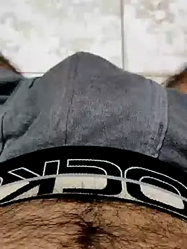 Snapshot of themostnaughtiestguyy chatting on 01.10.25 themostnaughtiestguyy online show from 01.10.25