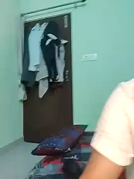 Snapshot of daddyxxfuck chatting on 09.21.25 daddyxxfuck online show from 09.21.25