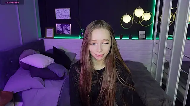 OliviaGentle online show from 02.04.25