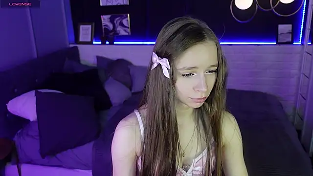 OliviaGentle online show from 02.18.25