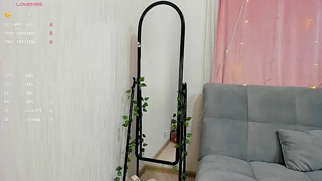 LinaCristonsen online show from 01.30.25