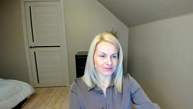 Alicee Gracee online show from 02.16.25