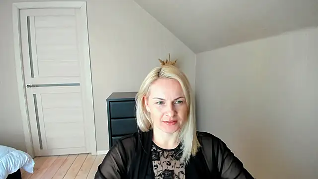 Alicee Gracee online show from 02.26.25