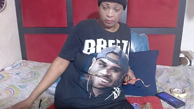 Snapshot of MaximTease24 chatting on 06.09.26 MaximTease24 online show from 06.09.26