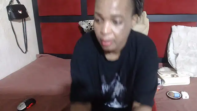 MaximTease24 online show from 07.23.26