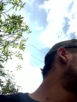 Snapshot of evil_boys_77 chatting on 01.31.25 evil boys 77 online show from 01.31.25