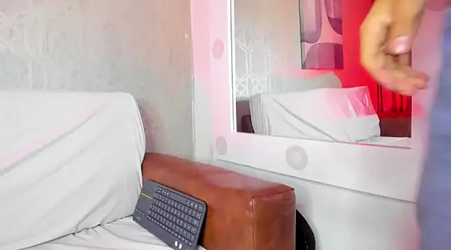 Lucii fer  online show from 03.07.25