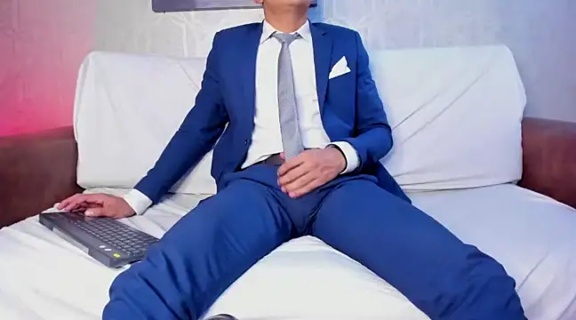 Lucii fer  online show from 03.08.25