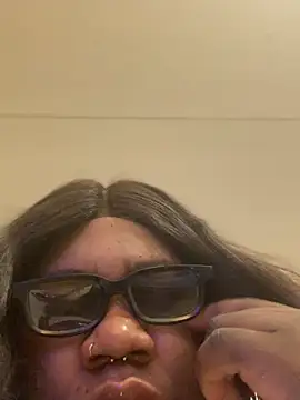 bonbonaumiel online show from 01.04.25