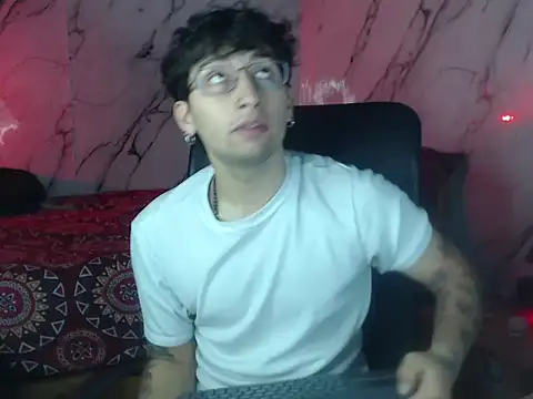 Snapshot of Dereck_Dickson chatting on 02.22.26 Dereck Dickson online show from 02.22.26