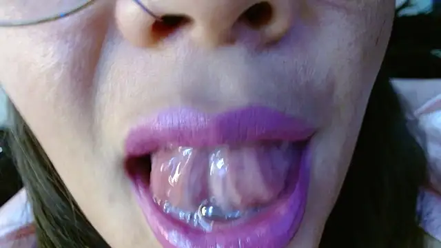 miss evoleth2 online show from 04.24.26