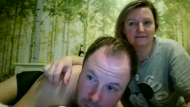 Snapshot of CoupleKitty chatting on 02.16.25 CoupleKitty online show from 02.16.25