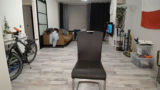 Snapshot of CoupleKitty chatting on 09.28.25 CoupleKitty online show from 09.28.25