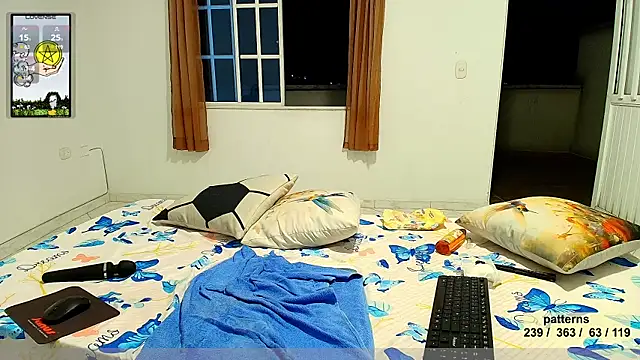 Snapshot of _sex_in_paradise_ chatting on 03.02.25 sex in paradise online show from 03.02.25