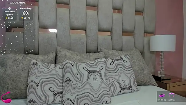 nicole fisherr online show from 11.16.25