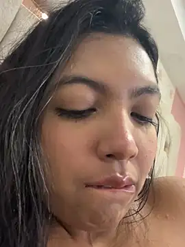 nicole fisherr online show from 04.29.26