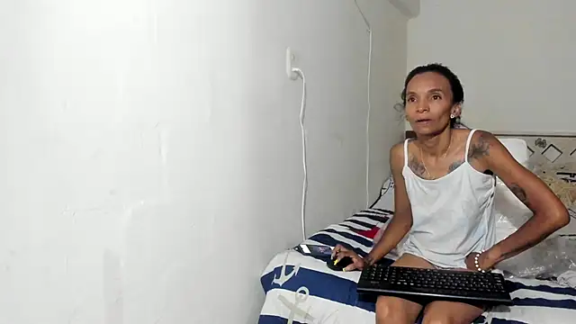 Snapshot of Brianrosex chatting on 03.15.25 Brianrosex online show from 03.15.25