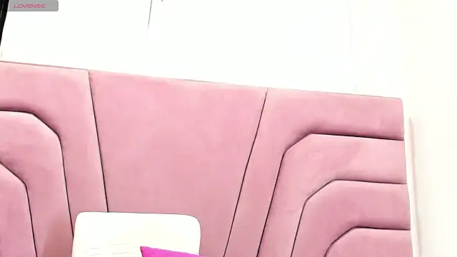 Snapshot of Brianrosex chatting on 01.07.26 Brianrosex online show from 01.07.26