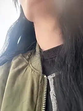 Snapshot of Kamila151 chatting on 02.14.26 Kamila151 online show from 02.14.26