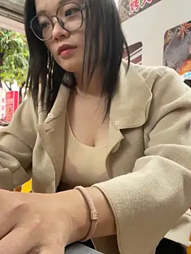 Bella0815 online show from 12.02.25