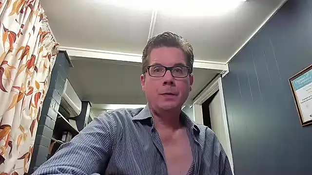 tilobinder online show from 12.06.24