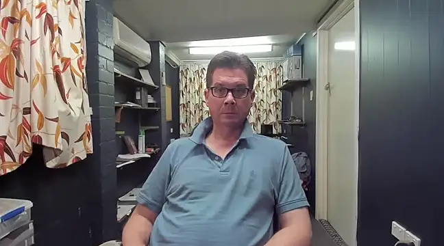 tilobinder online show from 03.08.25