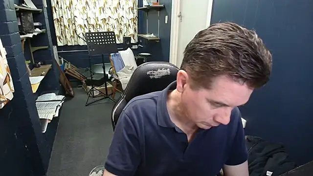 tilobinder online show from 05.09.26