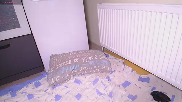 CutiePie3 online show from 01.04.25