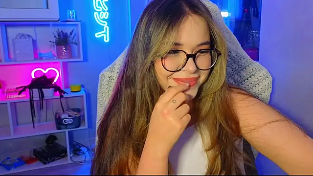 CutiePie3 online show from 09.15.25