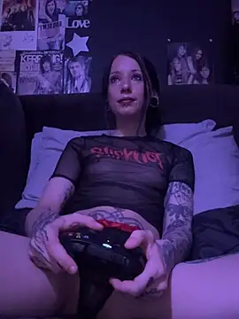 MissMidnightUK online show from 06.28.26