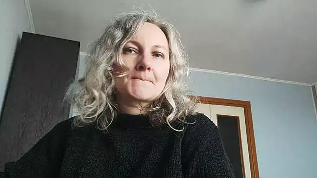 EdithManning online show from 05.03.26