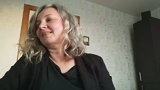 EdithManning online show from 05.04.26