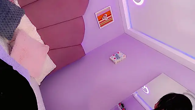 Jadeyourqueen online show from 01.17.25