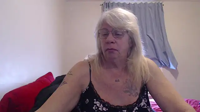 canadiancougar1965 online show from 12.08.24