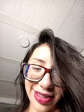 Snapshot of MissAfroditha chatting on 01.10.25 MissAfroditha online show from 01.10.25