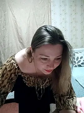 Snapshot of VselenaSun402 chatting on 04.18.26 VselenaSun402 online show from 04.18.26