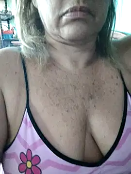 Kasandra Ho online show from 02.06.25