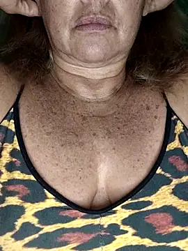 Kasandra Ho online show from 10.12.25