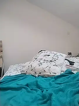 Snapshot of Mila_Lovi chatting on 02.12.25 Mila Lovi online show from 02.12.25